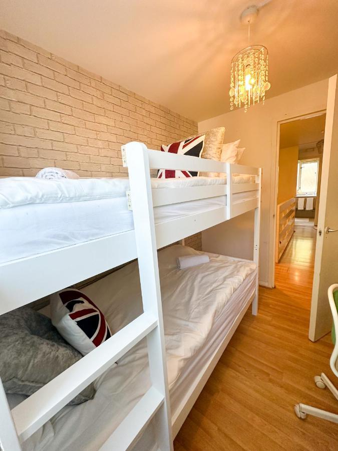36 O'Leary Square Apartment Londra Exterior foto